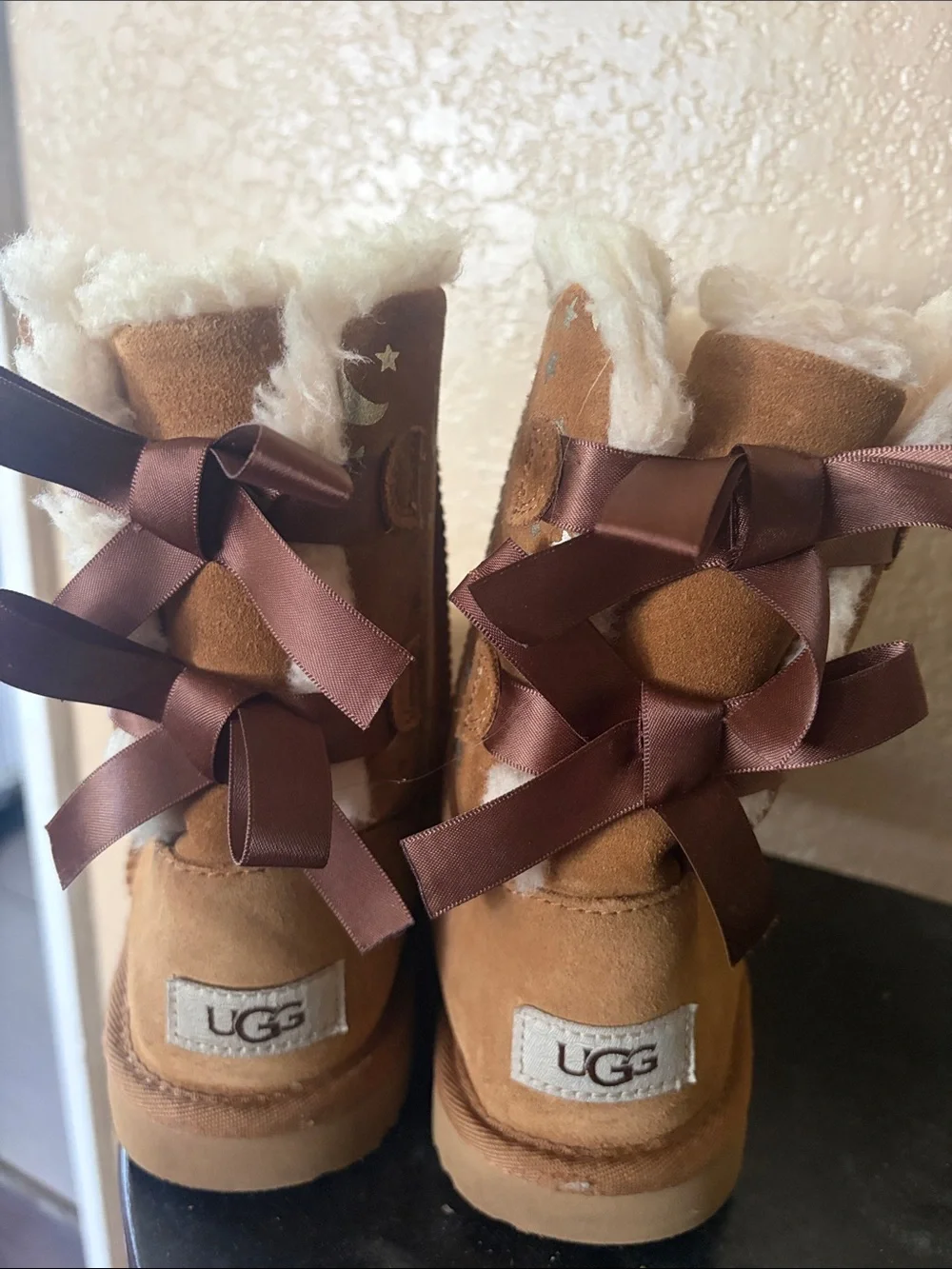 UGG Kids Bailey Bow II Moon & Stars Boots Girls Youth Size 4